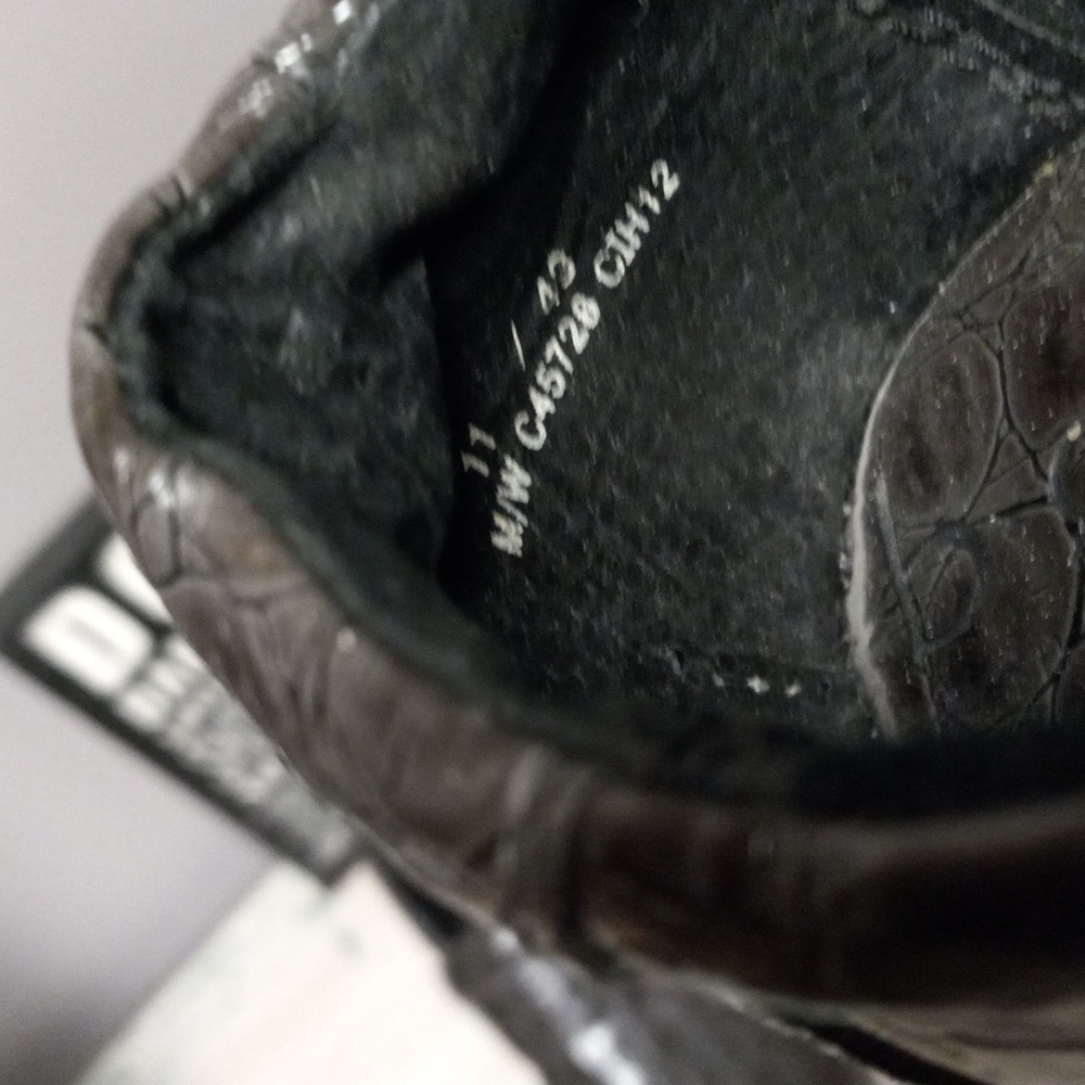 B.O.C Grey Reptile Print Clogs - image 7